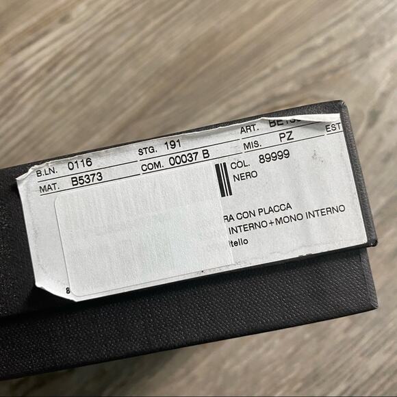 DOLCE & GABBANA Black Nero Pebbled Leather Logo Plate Gold Thin Belt OS NWT